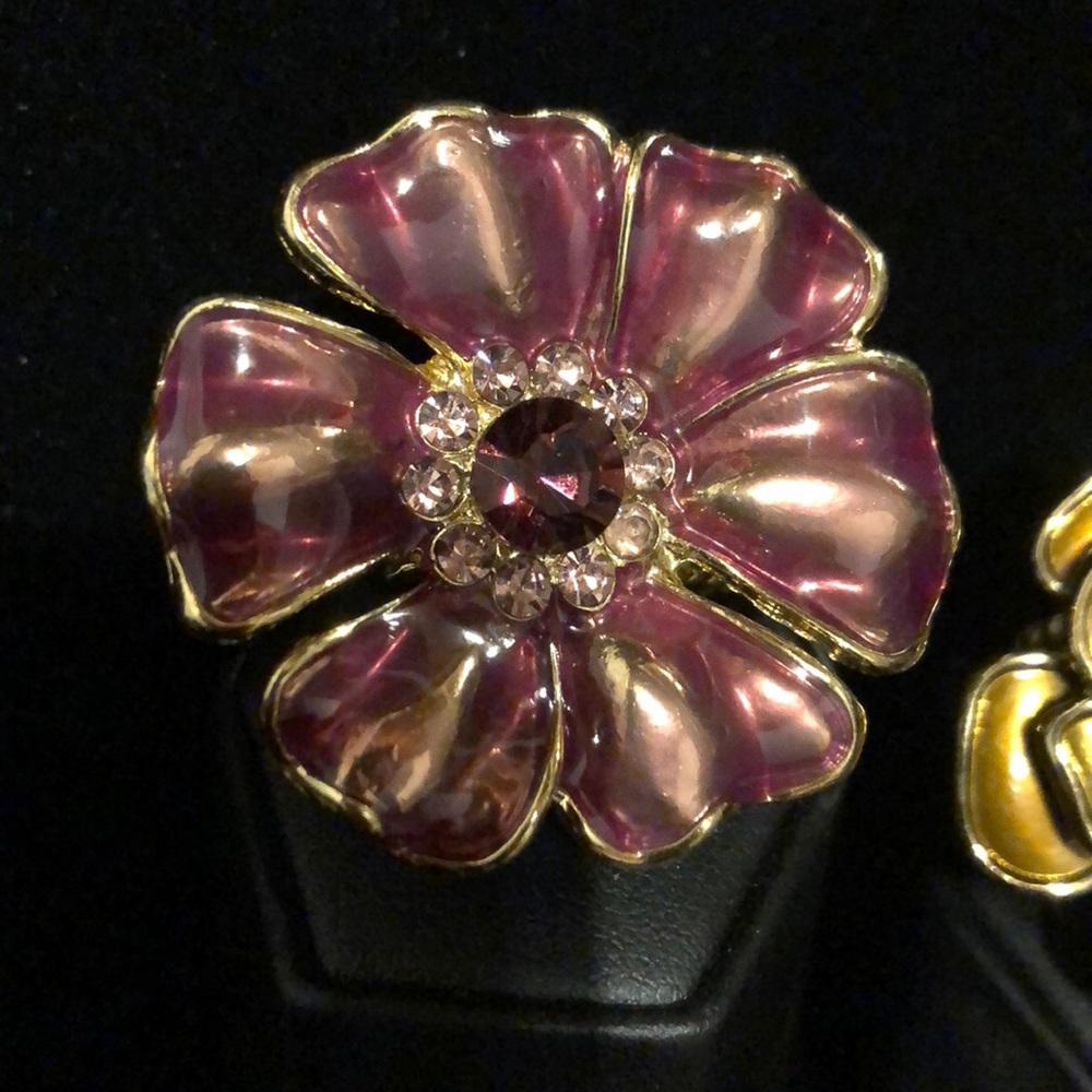 Lantasia Purple Adjustable Ring.